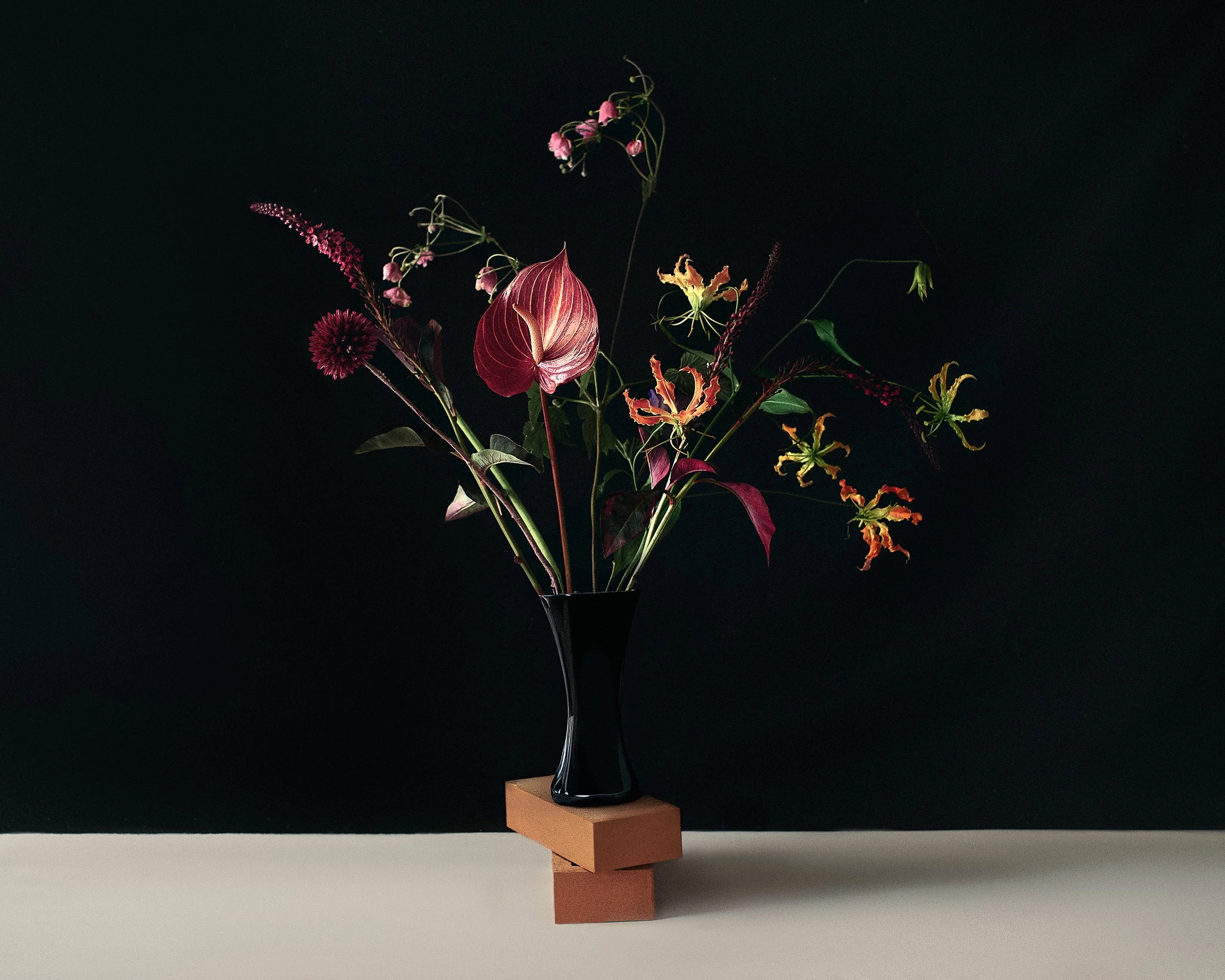 Chromatic Hush, Paris, 2025