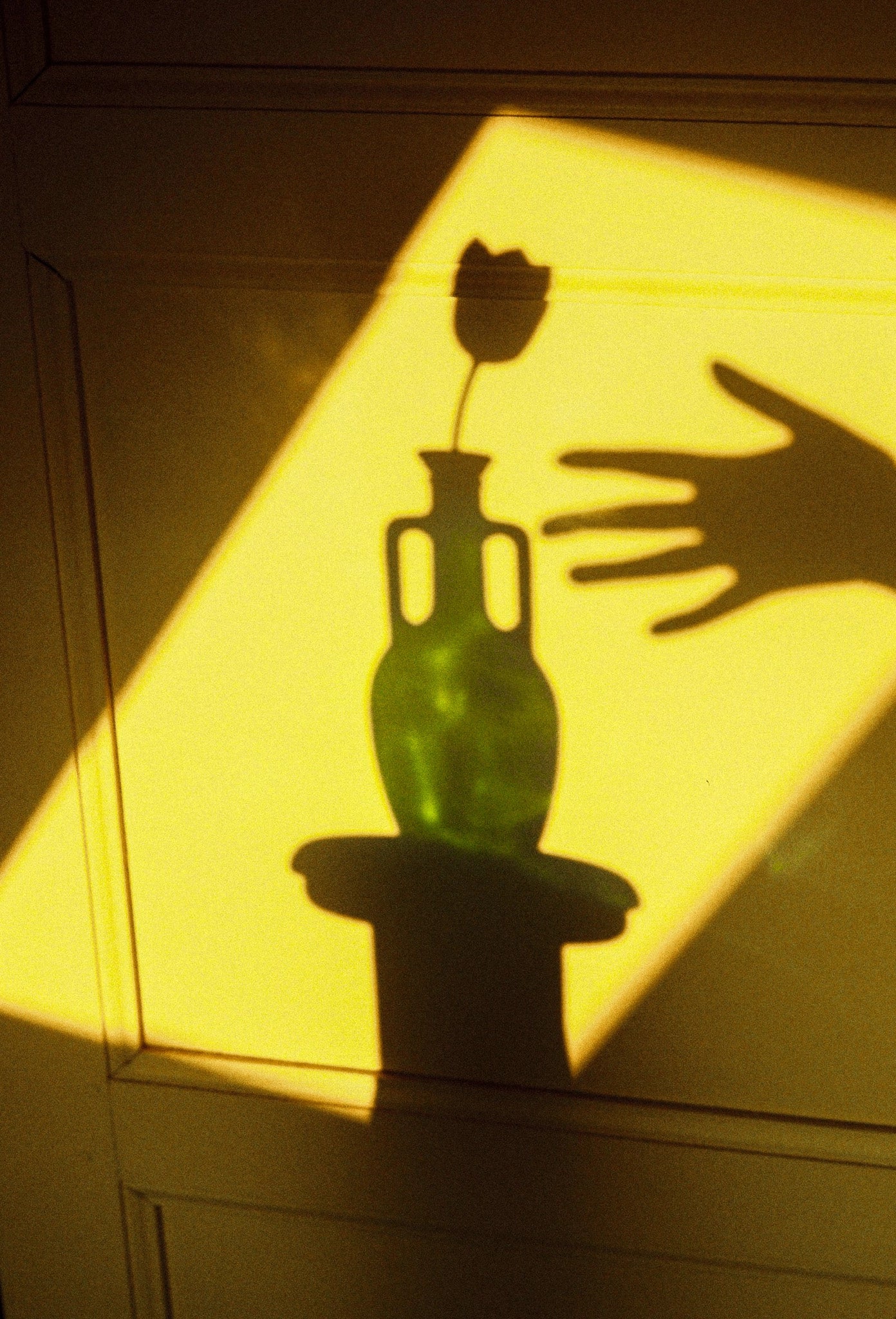 La porte jaune I, Normandie, France, 2023