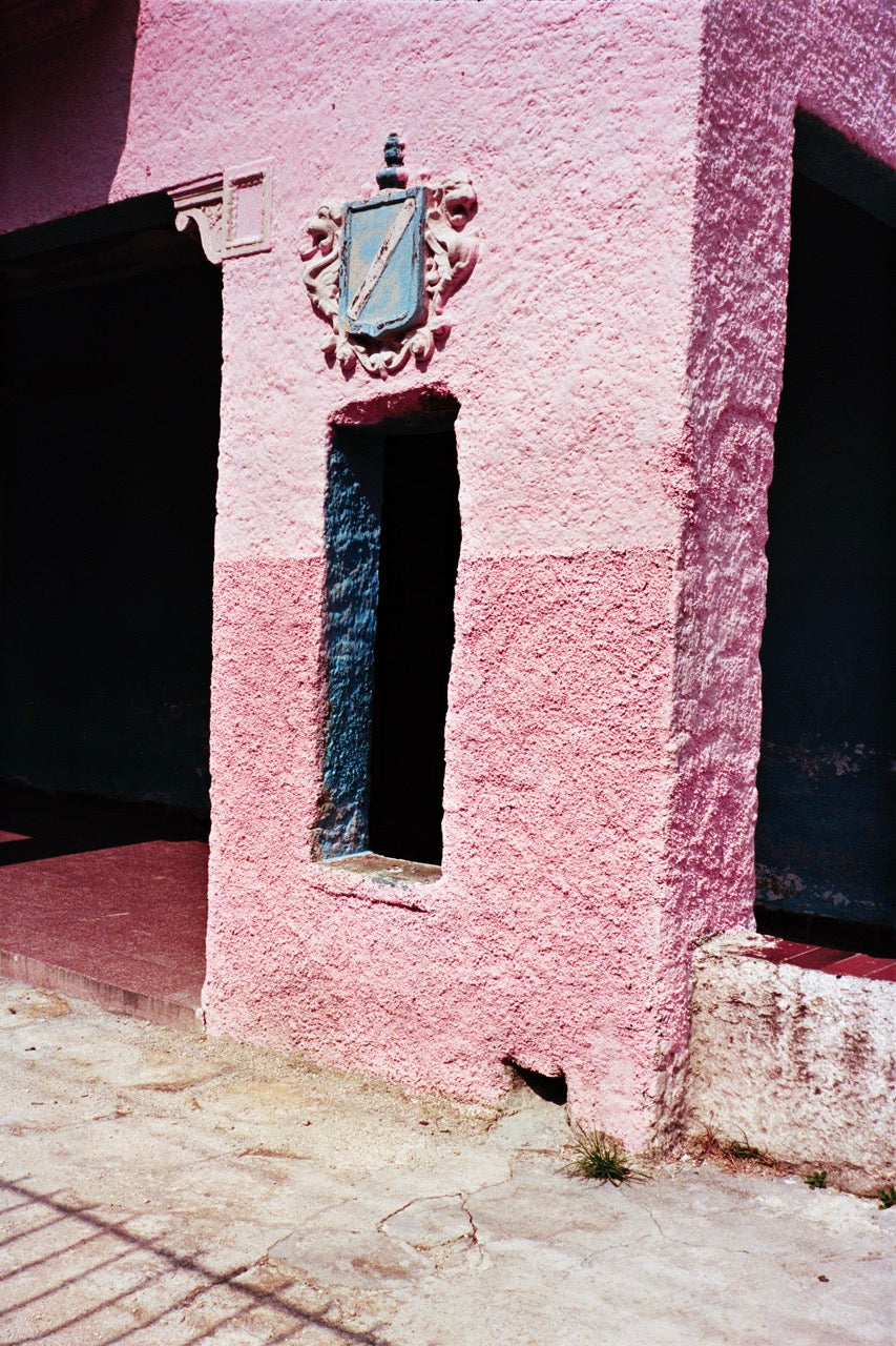 Blazon, Cuba, 2019
